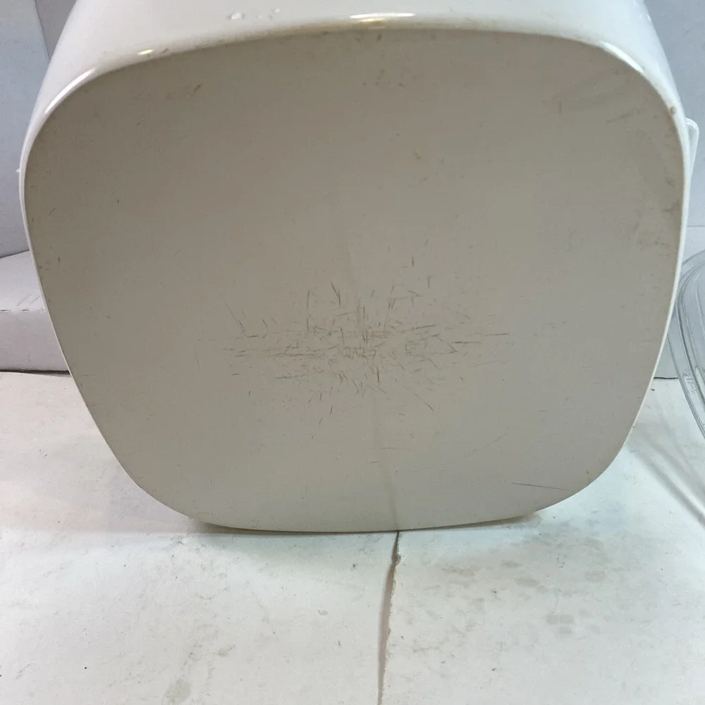 Corningware casserole dish